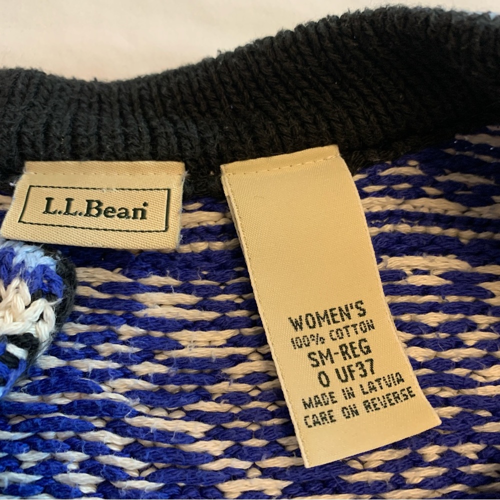L.L. Bean Nordic Blue and White Sweater - Picture 4 of 9